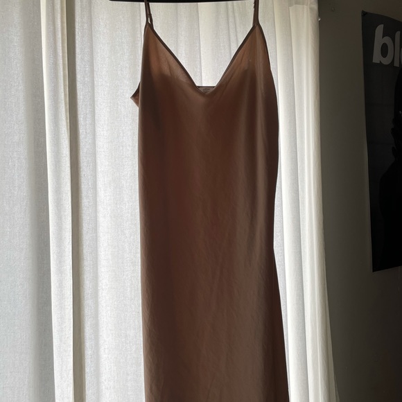 Aritzia Wilfred Slip Dress - Picture 2 of 4